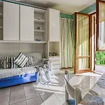 Mono Le Lecce 25 B 아파트 *